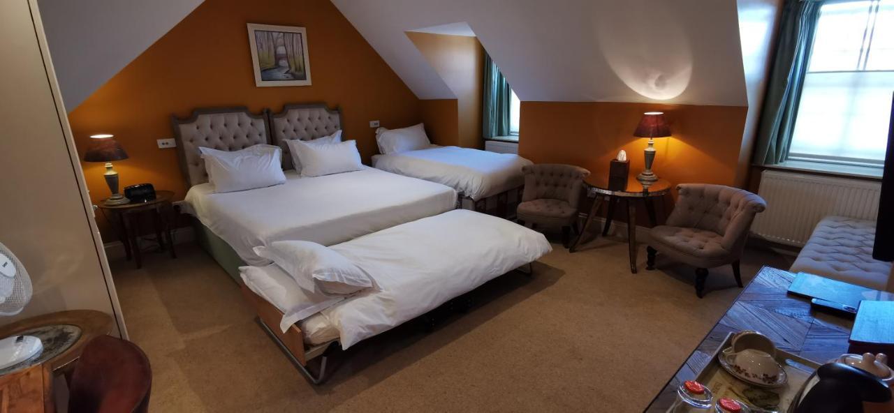 Buccleuch And Queensberry Arms Hotel Thornhill  Exteriér fotografie