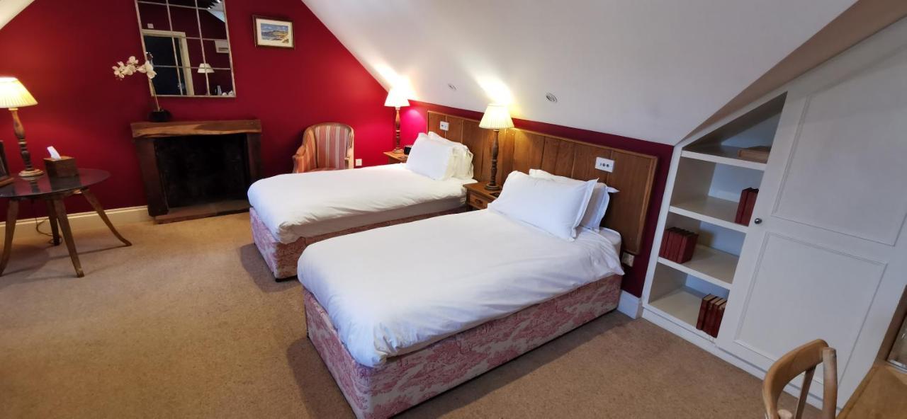 Buccleuch And Queensberry Arms Hotel Thornhill  Exteriér fotografie