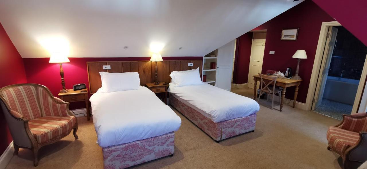 Buccleuch And Queensberry Arms Hotel Thornhill  Exteriér fotografie
