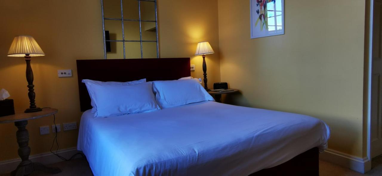 Buccleuch And Queensberry Arms Hotel Thornhill  Exteriér fotografie